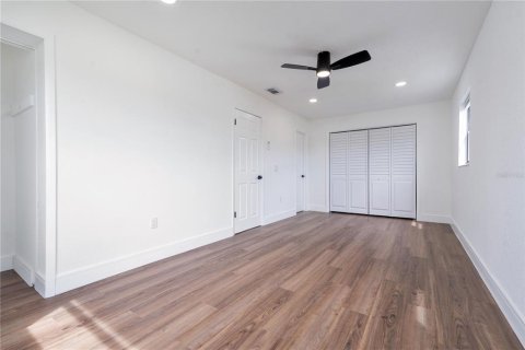 Villa ou maison à vendre à Merrit Island, Floride: 4 chambres, 135.64 m2 № 2414052 - photo 9