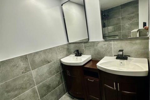 Appartement à louer à Orlando, Floride: 2 chambres, 104.52 m2 № 2157213 - photo 10