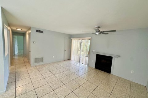 Appartement à louer à Orlando, Floride: 2 chambres, 104.52 m2 № 2157213 - photo 8