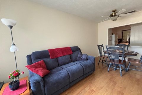 Condo in Lakeland, Florida, 2 bedrooms  № 1788181 - photo 17