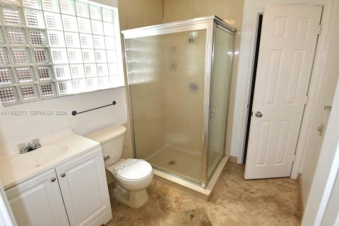 Снять в аренду виллу или дом в Плантация, Флорида 4 спальни, 219.34м2, № 2062845 - фото 11