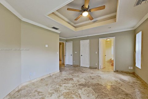 Снять в аренду виллу или дом в Плантация, Флорида 4 спальни, 219.34м2, № 2062845 - фото 8