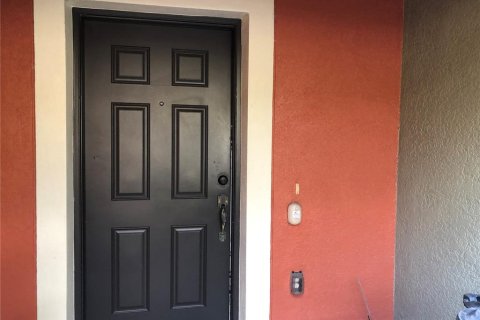 Touwnhouse à louer à Orlando, Floride: 3 chambres, 138.89 m2 № 2117992 - photo 5