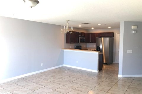 Touwnhouse à louer à Orlando, Floride: 3 chambres, 138.89 m2 № 2117992 - photo 12