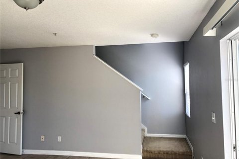 Touwnhouse à louer à Orlando, Floride: 3 chambres, 138.89 m2 № 2117992 - photo 17