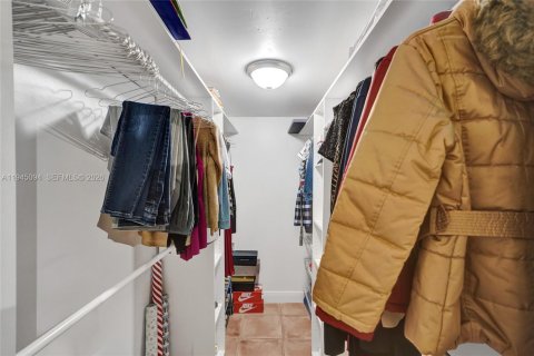 Villa ou maison à louer à Miami, Floride: 3 chambres, 147.62 m2 № 2001259 - photo 27