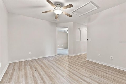 Adosado en venta en Oviedo, Florida, 4 dormitorios, 195.37 m2 № 2360435 - foto 19