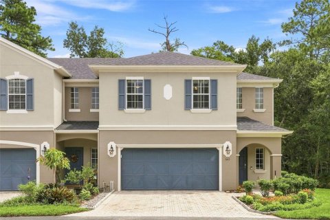 Townhouse in Oviedo, Florida 4 bedrooms, 195.37 sq.m. № 2360435