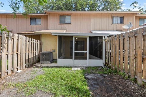 Touwnhouse à vendre à Tampa, Floride: 2 chambres, 86.21 m2 № 1851869 - photo 23