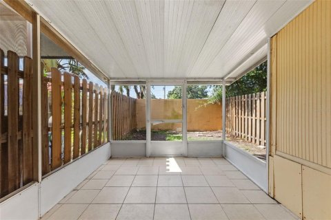 Touwnhouse à vendre à Tampa, Floride: 2 chambres, 86.21 m2 № 1851869 - photo 19