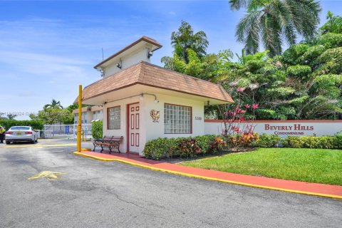 Condominio en venta en Hollywood, Florida, 2 dormitorios, 81.75 m2 № 1936482 - foto 20