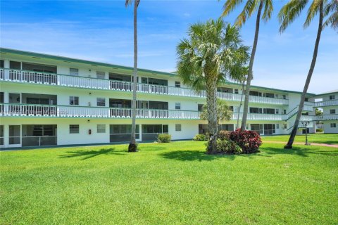 Condominio en venta en Hollywood, Florida, 2 dormitorios, 81.75 m2 № 1936482 - foto 18