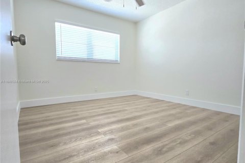 Condominio en venta en Hollywood, Florida, 2 dormitorios, 81.75 m2 № 1936482 - foto 9