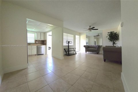 Condominio en venta en Hollywood, Florida, 2 dormitorios, 81.75 m2 № 1936482 - foto 5