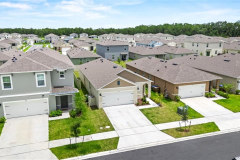 Купить виллу или дом в Сент-Клу, Флорида 7 комнат, 139.73м2, № 1804663 - фото 6