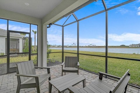 House in Sarasota, Florida 2 bedrooms, 142.14 sq.m. № 2232795 - photo 27