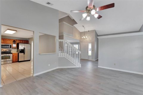 House in Longwood, Florida 4 bedrooms, 212.65 sq.m. № 1583786 - photo 4