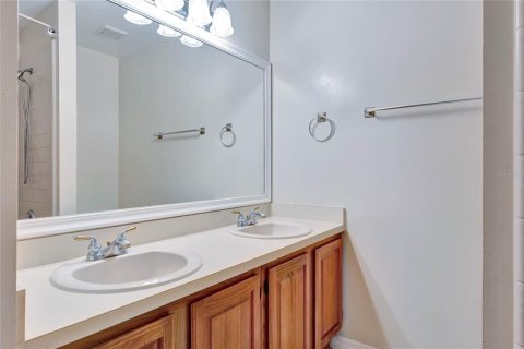 House in Longwood, Florida 4 bedrooms, 212.65 sq.m. № 1583786 - photo 29