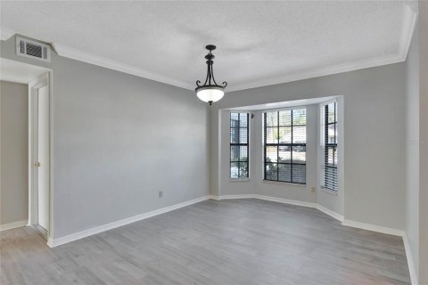 House in Longwood, Florida 4 bedrooms, 212.65 sq.m. № 1583786 - photo 7