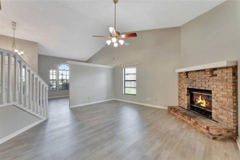 House in Longwood, Florida 4 bedrooms, 212.65 sq.m. № 1583786 - photo 9
