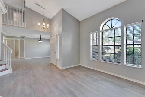 House in Longwood, Florida 4 bedrooms, 212.65 sq.m. № 1583786 - photo 6