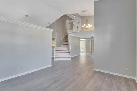 House in Longwood, Florida 4 bedrooms, 212.65 sq.m. № 1583786 - photo 13