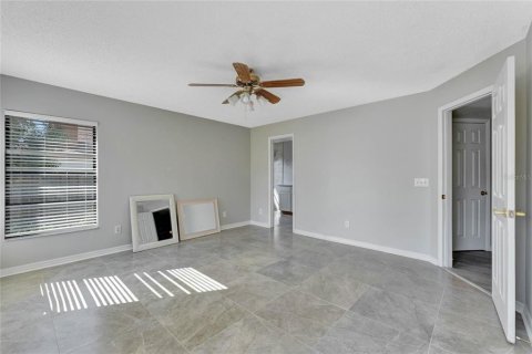 House in Longwood, Florida 4 bedrooms, 212.65 sq.m. № 1583786 - photo 17