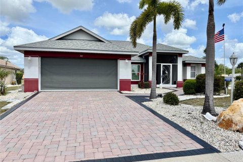 House in Sun City Center, Florida 2 bedrooms, 141.95 sq.m. № 1717755 - photo 2