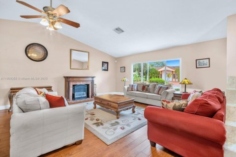 Купить виллу или дом в Санрайз, Флорида 3 спальни, 200.3м2, № 1970359 - фото 7