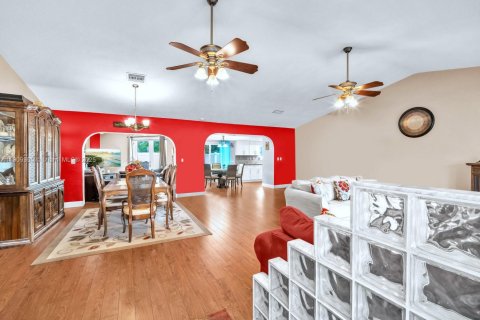 Купить виллу или дом в Санрайз, Флорида 3 спальни, 200.3м2, № 1970359 - фото 12