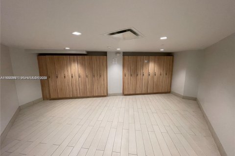 Copropriété à louer à Hallandale Beach, Floride: 1 chambre, 92.9 m2 № 2038824 - photo 17