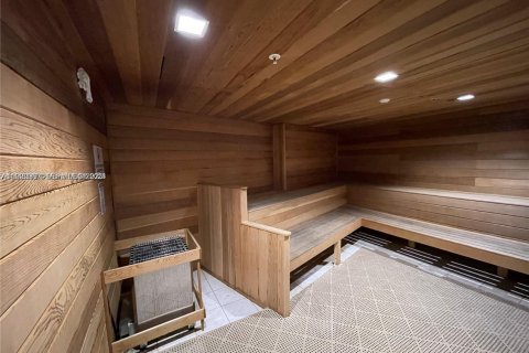 Copropriété à louer à Hallandale Beach, Floride: 1 chambre, 92.9 m2 № 2038824 - photo 15