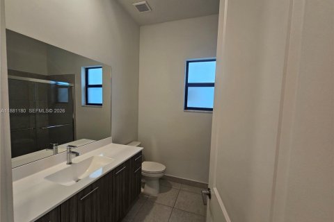 Casa en alquiler en Miramar, Florida, 4 dormitorios, 318.1 m2 № 1977609 - foto 13