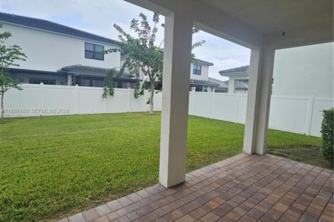 Casa en alquiler en Miramar, Florida, 4 dormitorios, 318.1 m2 № 1977609 - foto 24