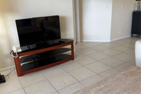 Copropriété à louer à Coconut Creek, Floride: 2 chambres, 107.49 m2 № 2407953 - photo 7