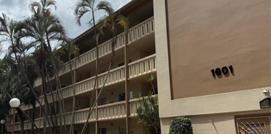 Condo à Coconut Creek, Floride, 2 chambres  № 2407953