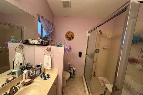 Casa en venta en Plantation, Florida, 2 dormitorios, 145.3 m2 № 1963799 - foto 9