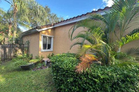 Casa en venta en Plantation, Florida, 2 dormitorios, 145.3 m2 № 1963799 - foto 14
