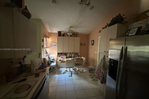 Casa en venta en Plantation, Florida, 2 dormitorios, 145.3 m2 № 1963799 - foto 28