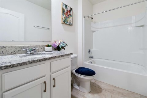 House in Sanford, Florida 4 bedrooms, 168.62 sq.m. № 1847908 - photo 22