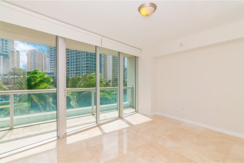 Copropriété à louer à Miami, Floride: 2 chambres, 123.1 m2 № 2078647 - photo 4