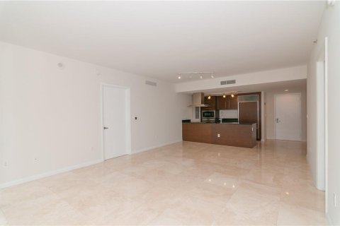 Copropriété à louer à Miami, Floride: 2 chambres, 123.1 m2 № 2078647 - photo 14