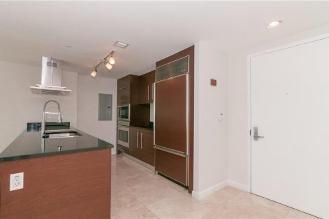 Copropriété à louer à Miami, Floride: 2 chambres, 123.1 m2 № 2078647 - photo 8