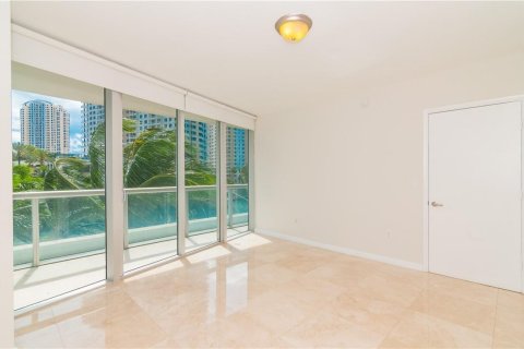 Copropriété à louer à Miami, Floride: 2 chambres, 123.1 m2 № 2078647 - photo 20