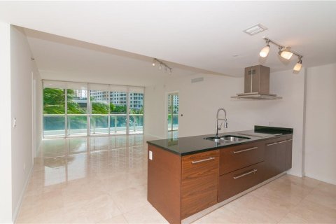 Copropriété à louer à Miami, Floride: 2 chambres, 123.1 m2 № 2078647 - photo 17