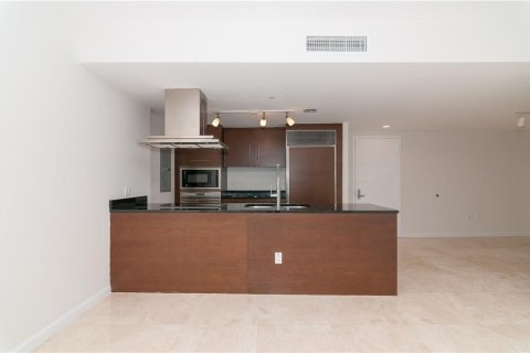 Copropriété à louer à Miami, Floride: 2 chambres, 123.1 m2 № 2078647 - photo 12