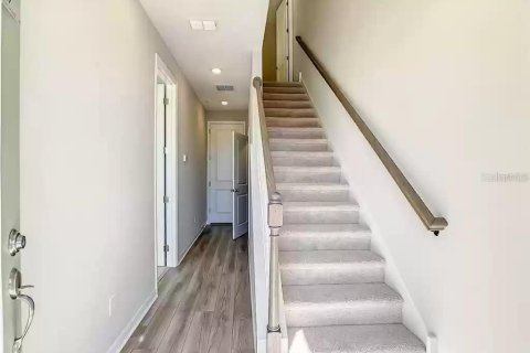 Adosado en alquiler en Orlando, Florida, 3 dormitorios, 185.62 m2 № 1876656 - foto 19