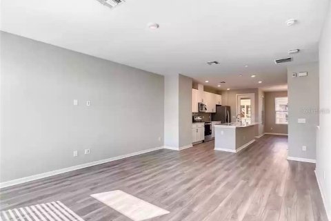 Adosado en alquiler en Orlando, Florida, 3 dormitorios, 185.62 m2 № 1876656 - foto 10