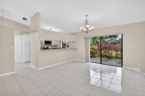 Casa en venta en Boynton Beach, Florida, 2 dormitorios, 137.31 m2 № 2244848 - foto 6