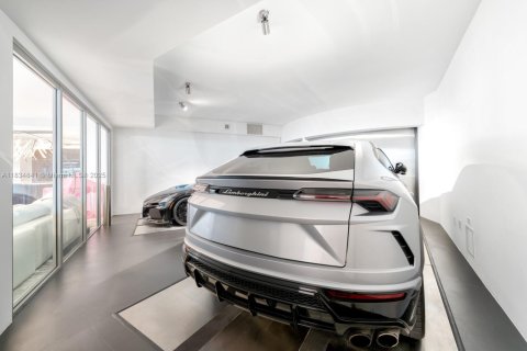 Copropriété à vendre à Sunny Isles Beach, Floride: 3 chambres, 294.59 m2 № 1978391 - photo 4